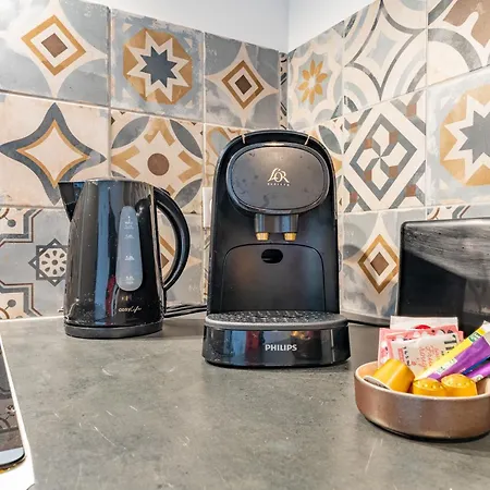 Le Beau Malcousinat Place Nationale Wifi Debit מונטובן