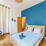 Le Beau Malcousinat Place Nationale Wifi Debit דירה