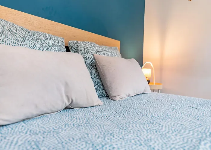 Le Beau Malcousinat Place Nationale Wifi Debit