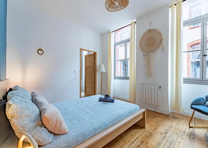 Le Beau Malcousinat Place Nationale Wifi Debit アパート